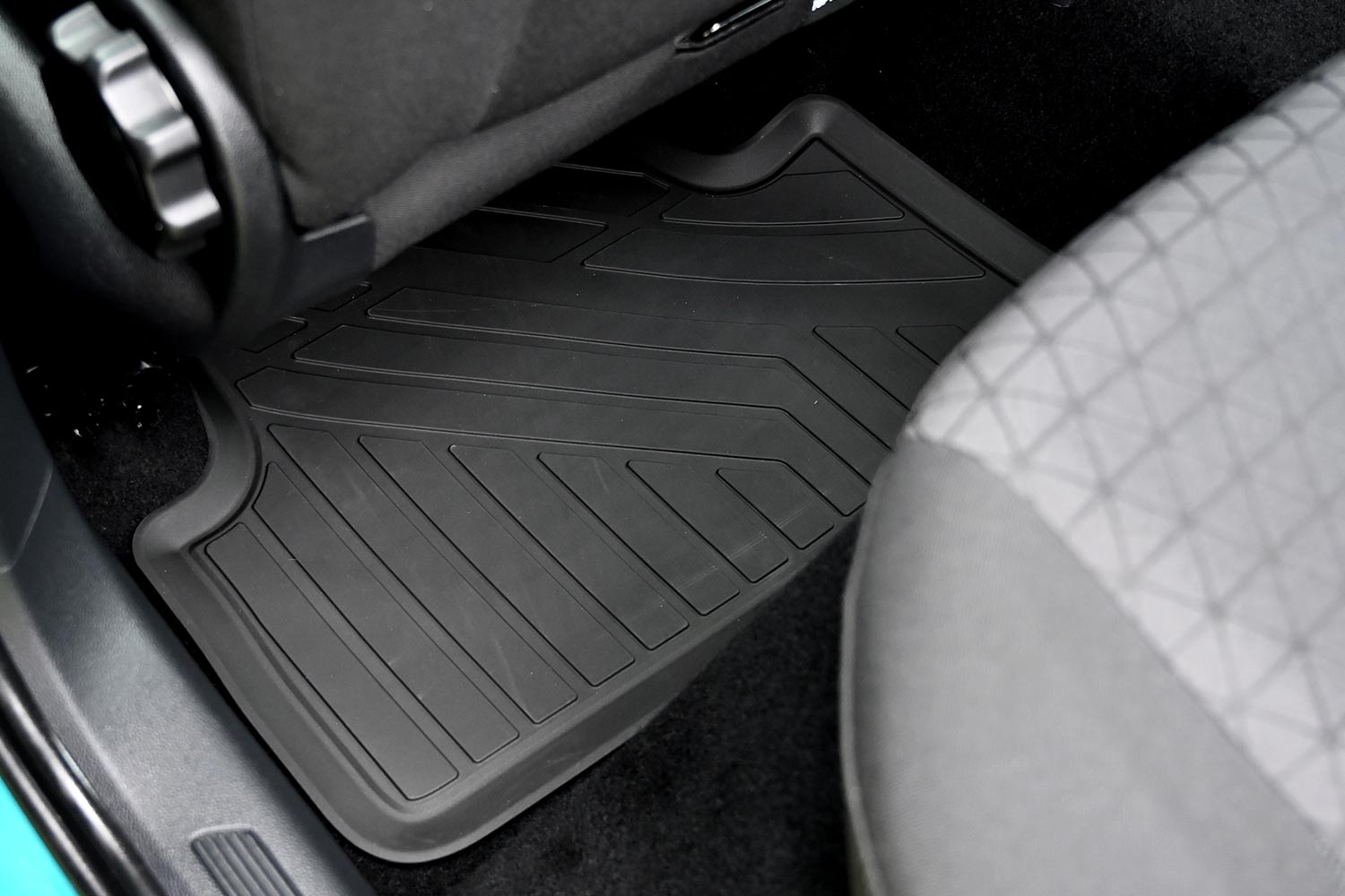 ATWL Custom Rubber Car Floor Mats For VW Touran 2016-Onwards - 4 Piece Complete Set - Black